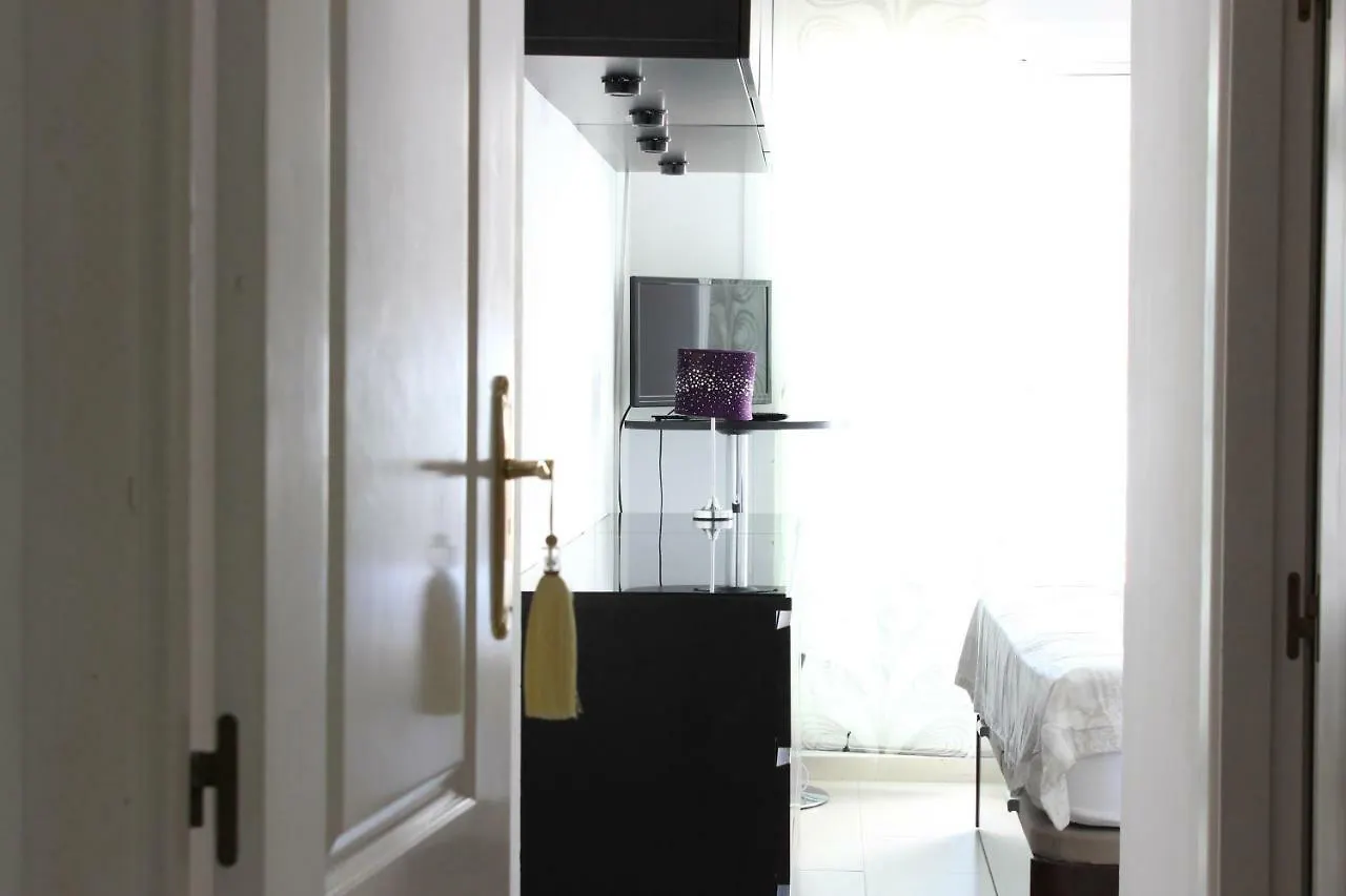 Accommodatie bij particulieren Newly Renovated Discover The Truth About Our Beautiful Oceanfront Apartment In Benalmadena Recent Renovations And New Management Ensure An Unforgettable Stay Book Now And Experience It For Yourself