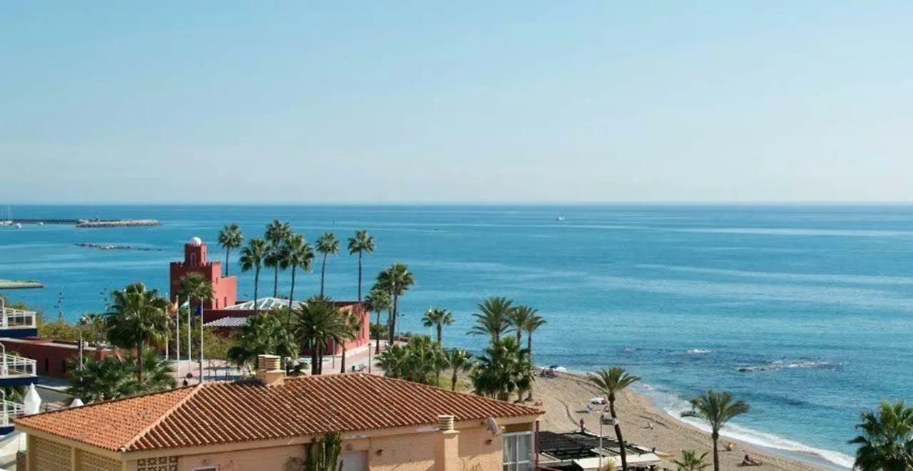 Newly Renovated Discover The Truth About Our Beautiful Oceanfront Apartment In Benalmadena Recent Renovations And New Management Ensure An Unforgettable Stay Book Now And Experience It For Yourself Accommodatie bij particulieren