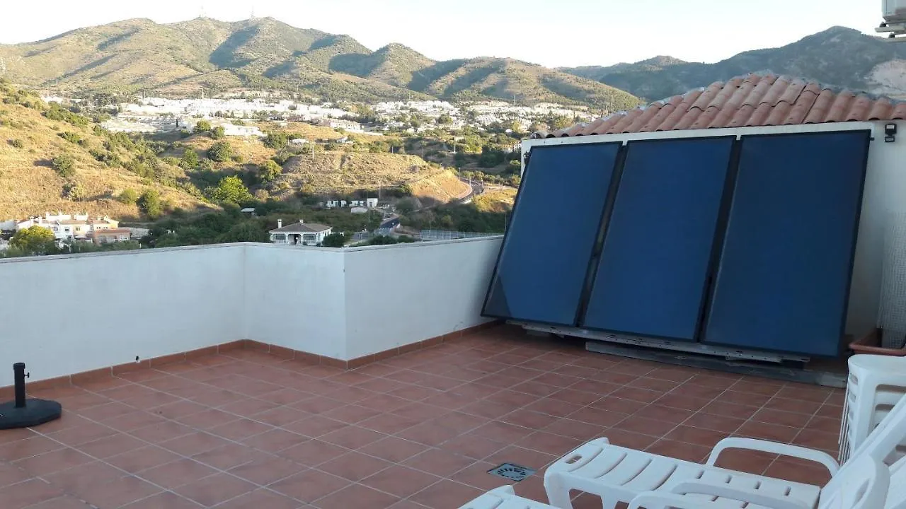 Newly Renovated Discover The Truth About Our Beautiful Oceanfront Apartment In Benalmadena Recent Renovations And New Management Ensure An Unforgettable Stay Book Now And Experience It For Yourself 0*,  Spanje
