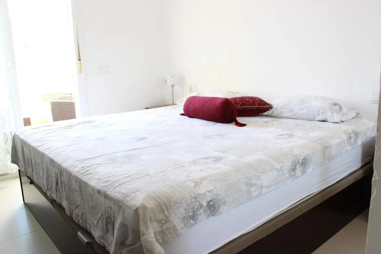 Accommodatie bij particulieren Newly Renovated Discover The Truth About Our Beautiful Oceanfront Apartment In Benalmadena Recent Renovations And New Management Ensure An Unforgettable Stay Book Now And Experience It For Yourself Spanje